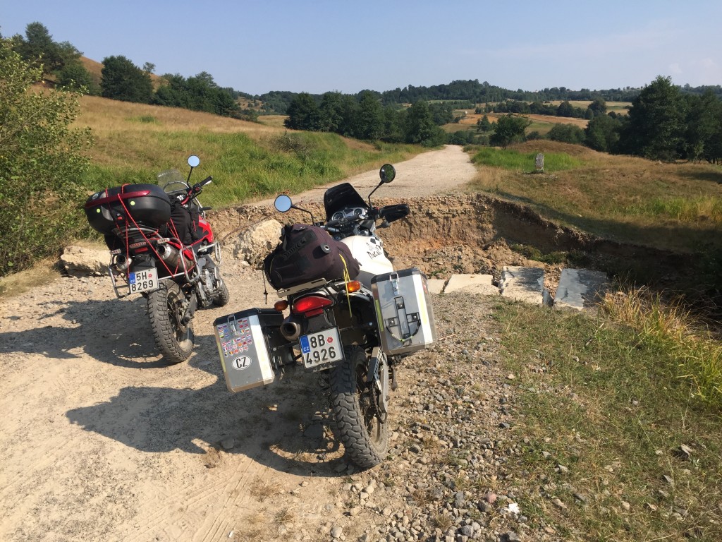 Rumunsko na motorkách enduro